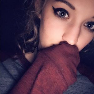 Meet your Posher, Sierra